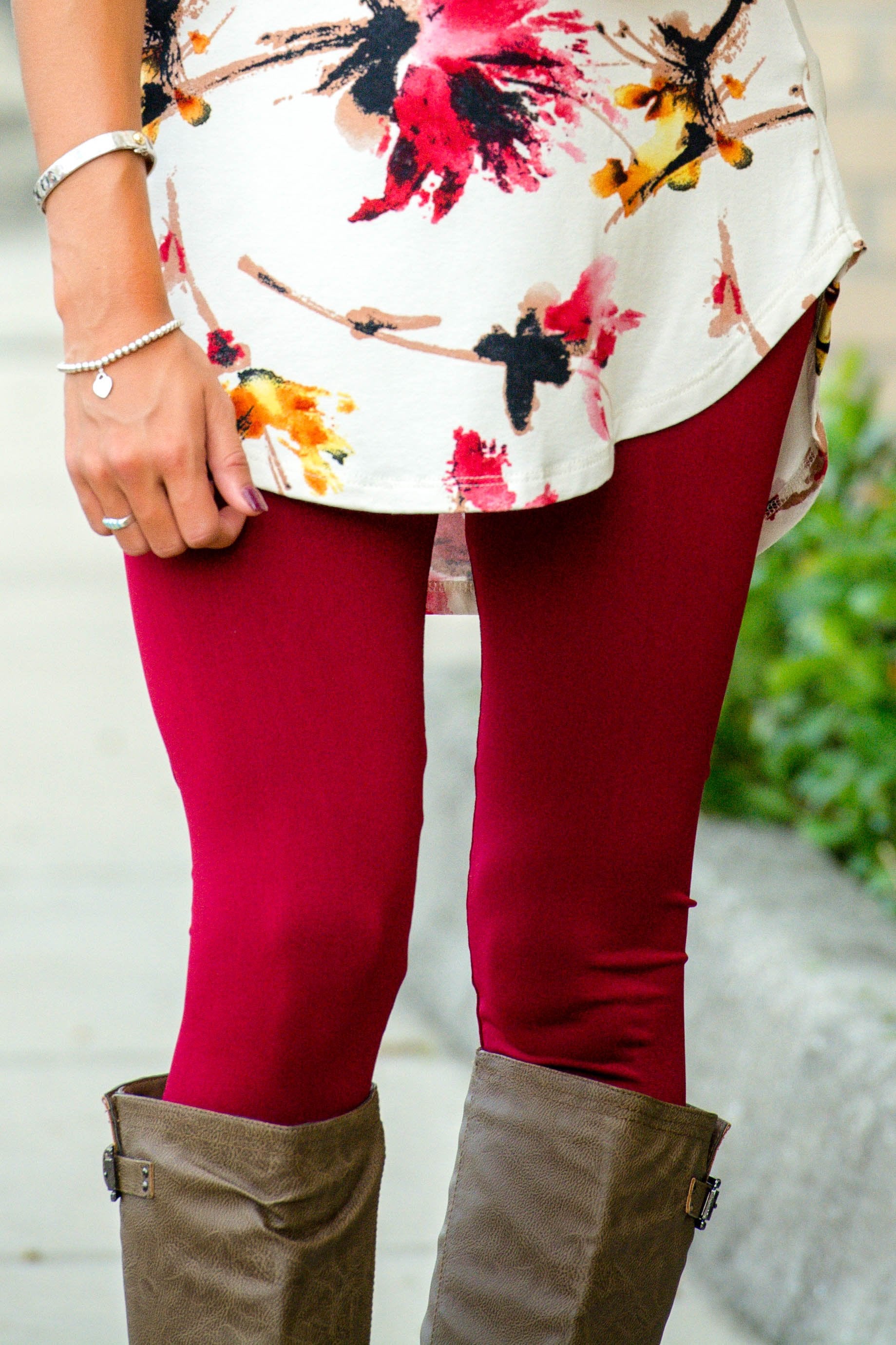 Solid Burgundy Leggings Shop Simply Me Boutique Shop SMB