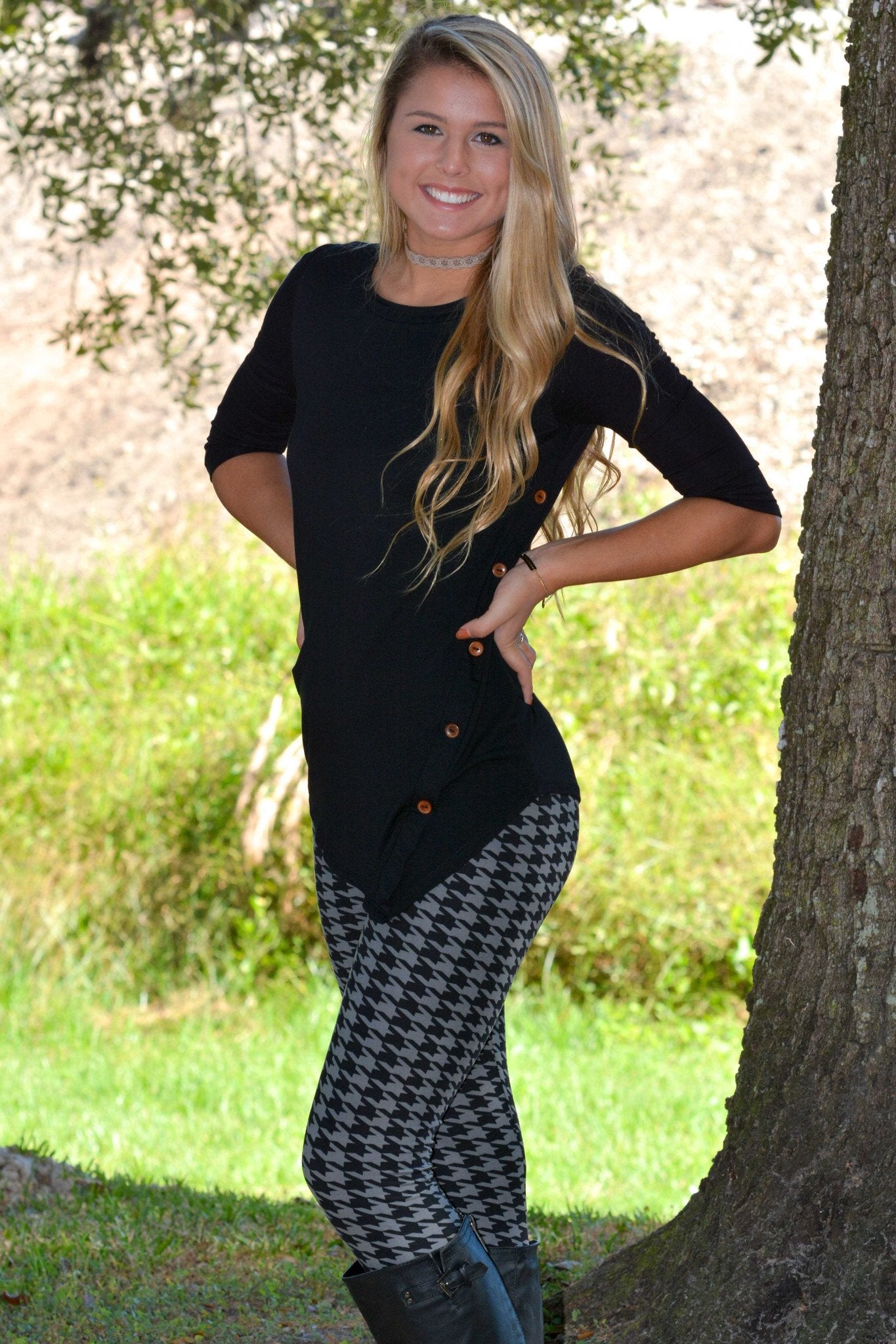Black and Gray Houndstooth Leggings Shop Simply Me Boutique Shop SMB