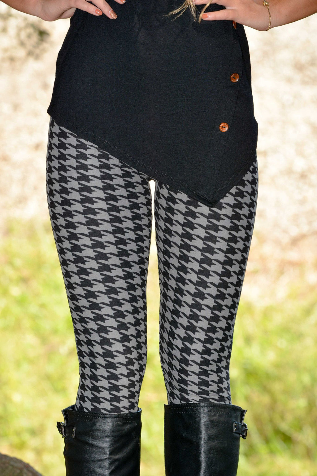 Black and Gray Houndstooth Leggings Shop Simply Me Boutique Shop SMB